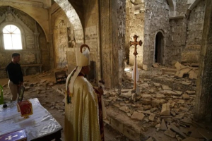 أسباب أمنية واقتصادية تعرقل عودة النازحين المسيحيين الى الموصل