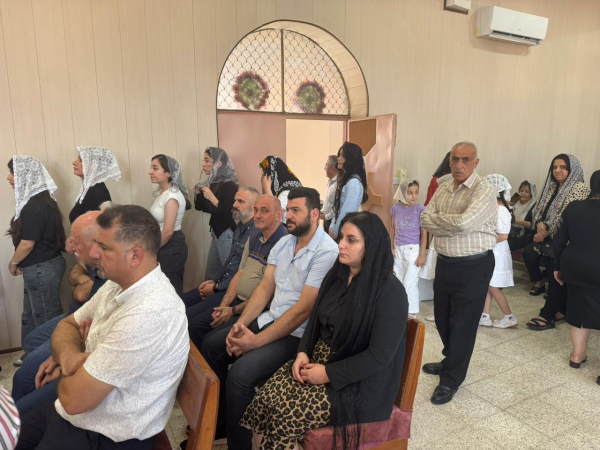 سميل.. وفد من حزب بيت نهرين يحضر قداس بمناسبة يوم الشهيد الاشوري