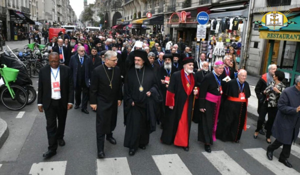 قداسة البطريرك مار آوا الثالث يشارك في اليوم الثالث من الاجتماعات ضمن اللقاء الدولي الـ38 من أجل السلام في باريس