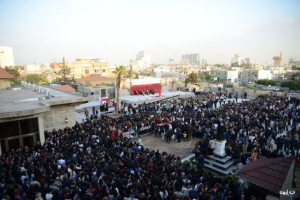 الآلاف يشاركون في مسيرة الشعانين التقلديّة في بلدة عنكاوا