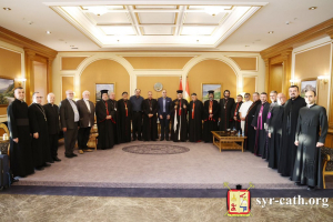 قداسة البطريرك مار اغناطيوس يوسف الثالث يونان يصل إلى مطار أربيل الدولي