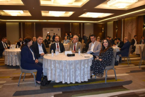 رئيس لجنة حقوق الانسان يشارك مؤتمرا لمناهضة الفساد