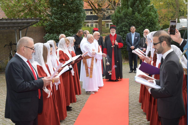 احتفال البطريرك مار آوا الثالث بالقداس الألهي في رعية مار بنيامين شمعون في زيست