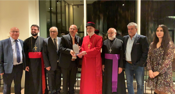 المنظمة الآثورية الديمقراطية تلتقي قداسة البطريرك مار آوا الثالث في بروكسيل