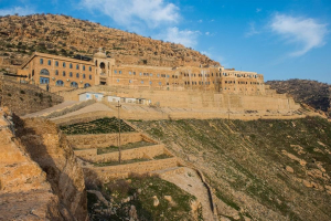 ابرشية دير مار متى للسريان الارثوذكس تلغي كافة مظاهر الاحتفالات بمناسبة الاعياد ترحماً لأرواح شهداء فاجعة بغديدا