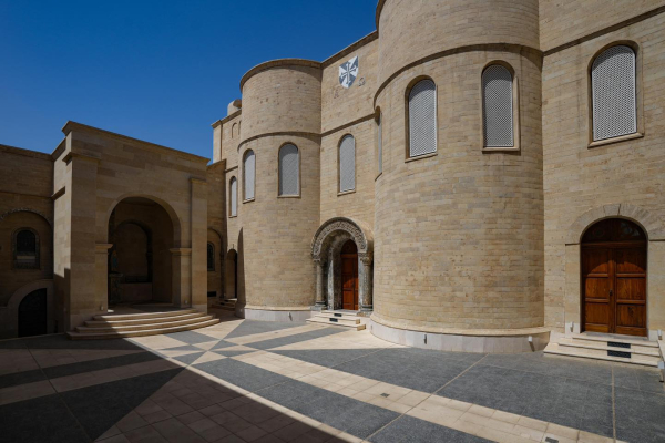 السوداني يفتتح كنيستي "الساعة" و"الطاهرة" في الموصل