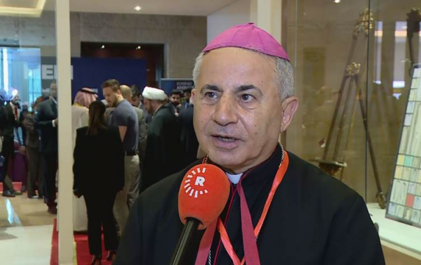 رئيس أساقفة الكلدان في الموصل: عدد المسيحيين بالعراق انخفض للثلث والحكومة تبتز المنظمات المساعدة لنا