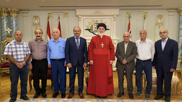 البطريرك مار آوا الثالث يستقبل الآباء الكهنة لكنيسة المشرق الآشورية