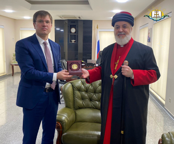 لقاء البطريرك مار آوا الثالث القنصل الروسي العام في اربيل