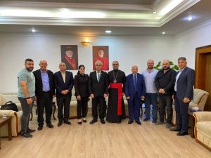 السكرتير العام يزور الاسقف مار ابرس في دهوك